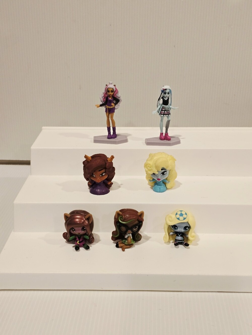 Monster High Doll Minis and Fashems Set